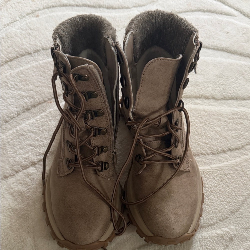 Men's Tan Boots